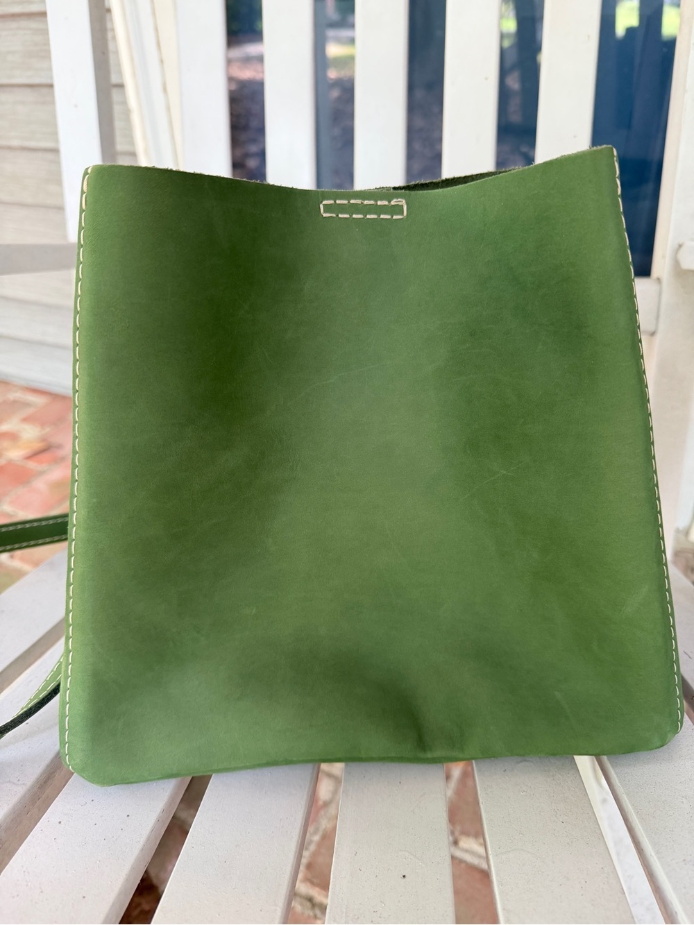 Portland leather goods butterfly bucket bag in succulent- FINAL PRICE DROP - Picture 4 of 12